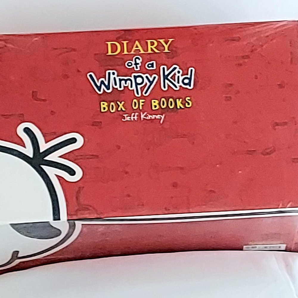 22 Book Set + No Brainer - Diary Of A Wimpy Kid -  23 Books Total Set New Sealed
